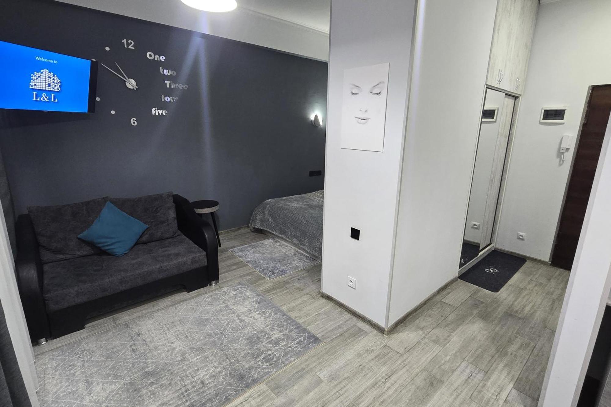 L&L. Apartment Yerevan Exterior photo